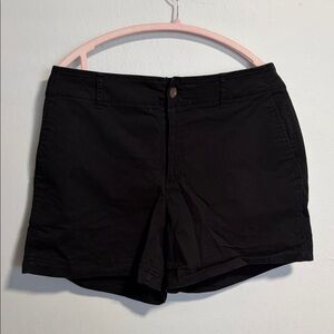 GAP Black Women's Mid-Rise Casual Shorts